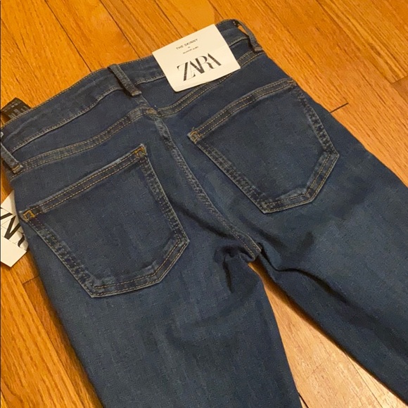 NWT Zara skinny Dark Blue Jeans. - Picture 4 of 5